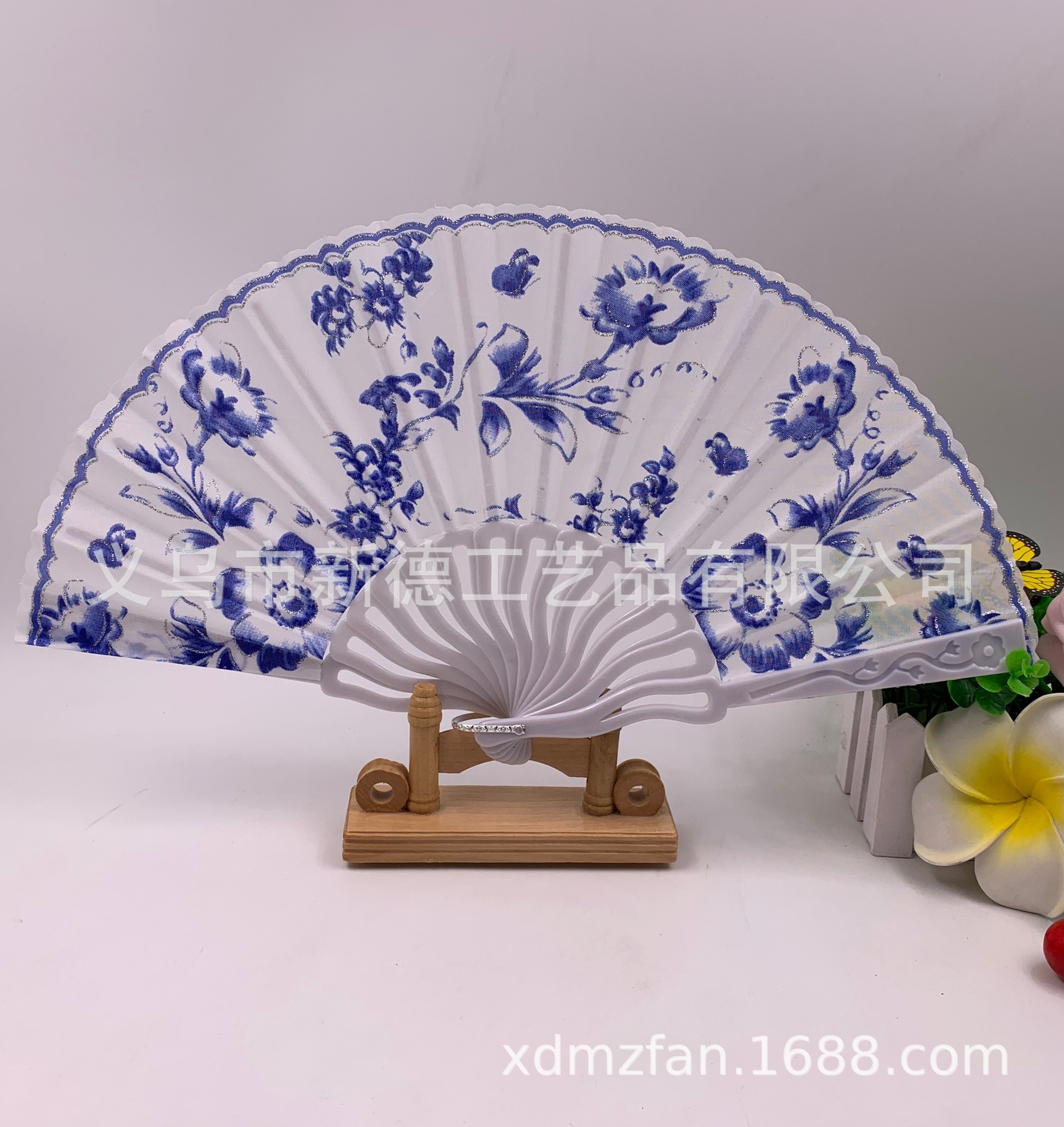 烫金中国风塑料折扇定 制广告扇子*青花瓷花边扇玫瑰扇工艺扇批发-阿里巴巴