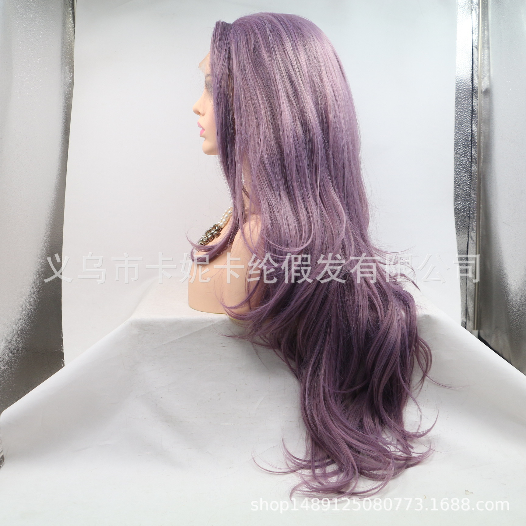 Europa y América de moda cabello largo rizado fibra química pelucón de cabello de mujer al por mayor encaje de cabello