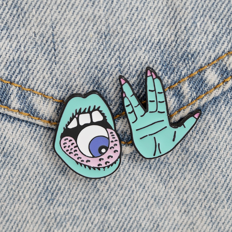 New Brooch Punk Style Cartoon Thrill Mouth Eyeball Green Magic Palm Alloy Drop Oil Brooch Wholesale Nihaojewelry display picture 2