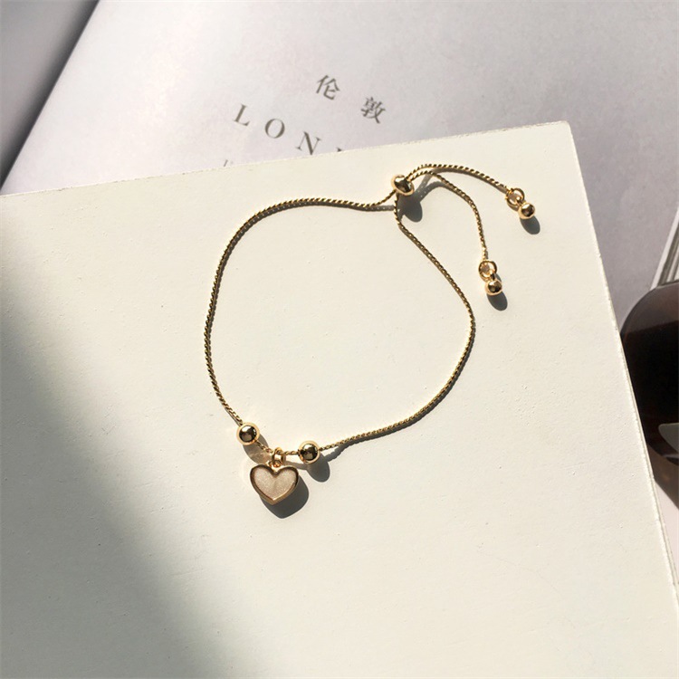 New imitation mother-of-pearl heart-shaped bracelet for women, Korean version on Instagram, simple and versatile, student best friend, niche feel, Internet celebrity accessory pic 42