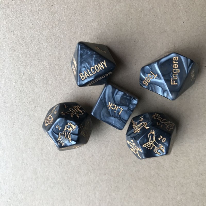 5个一套珍珠纹黑情趣骰子1_副本