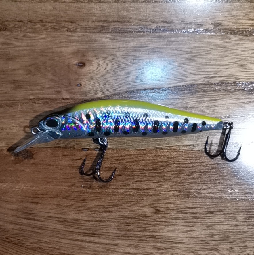 Suspending Minnow Lures Hard baits Fresh Water Bass Swimbait Tackle Gear