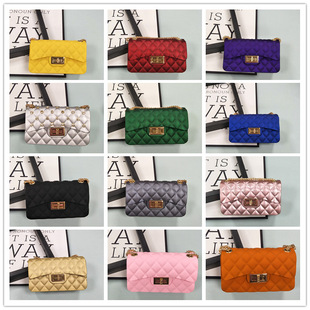 2022 new foreign trade women's bag Xiaoxiang style hardware chain jelly bag classic diamond slant-span internet celebrity bag