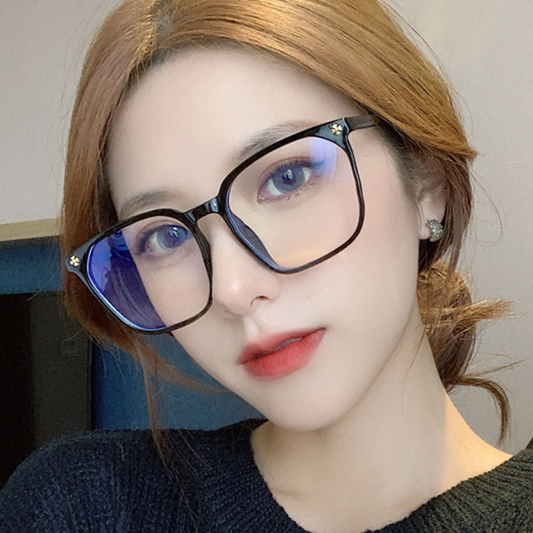 Neue Einfache Mode Flache Spiegelrahmen Brille display picture 3