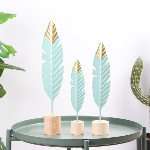 ins Nordic style simple home decoration furnishings living room wine cabinet TV cabinet creative iron feather ornaments