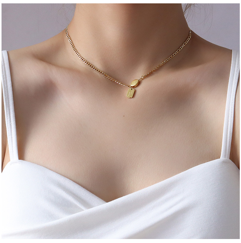 Simple Oval  Good Luck English Clavicle Necklace display picture 1