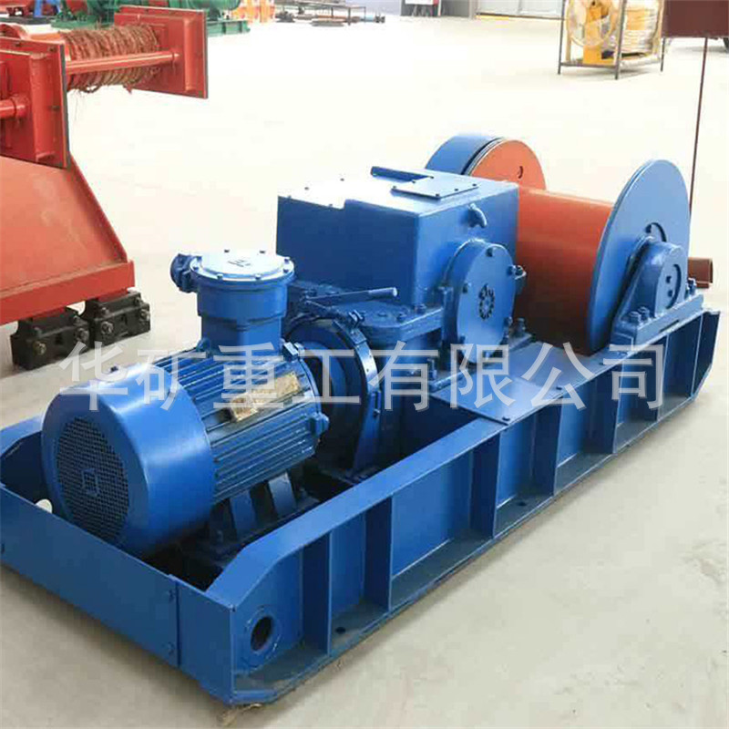 1688fde8a9f94c77b31659f6501369