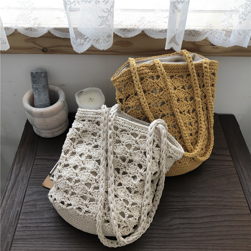 Handmade Rattan Shoulder Bag With Leather Trim And Seagrass_voghion.com