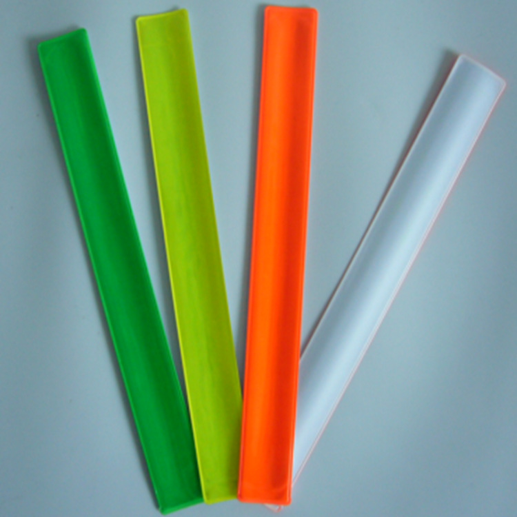 反光手腕带 彩色反光啪啪圈pvc啪啪圈 钢片手腕带现货批发