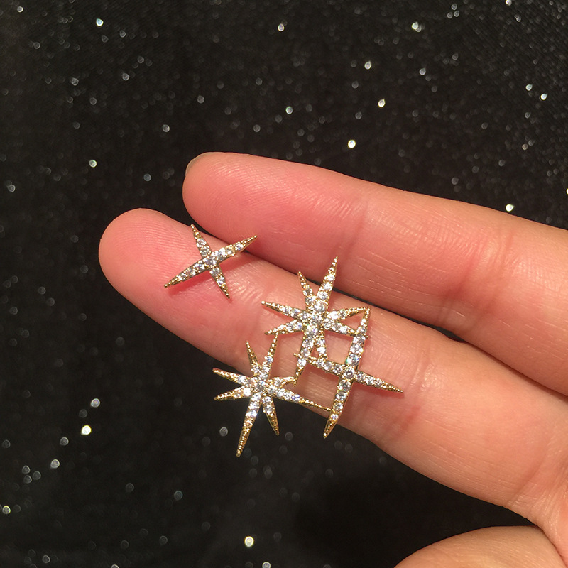 Golden Octagonal Earrings Sweet Ladylike Temperament Simple And Small Super Fairy S925 Silver Needle Rice Star Earrings display picture 6