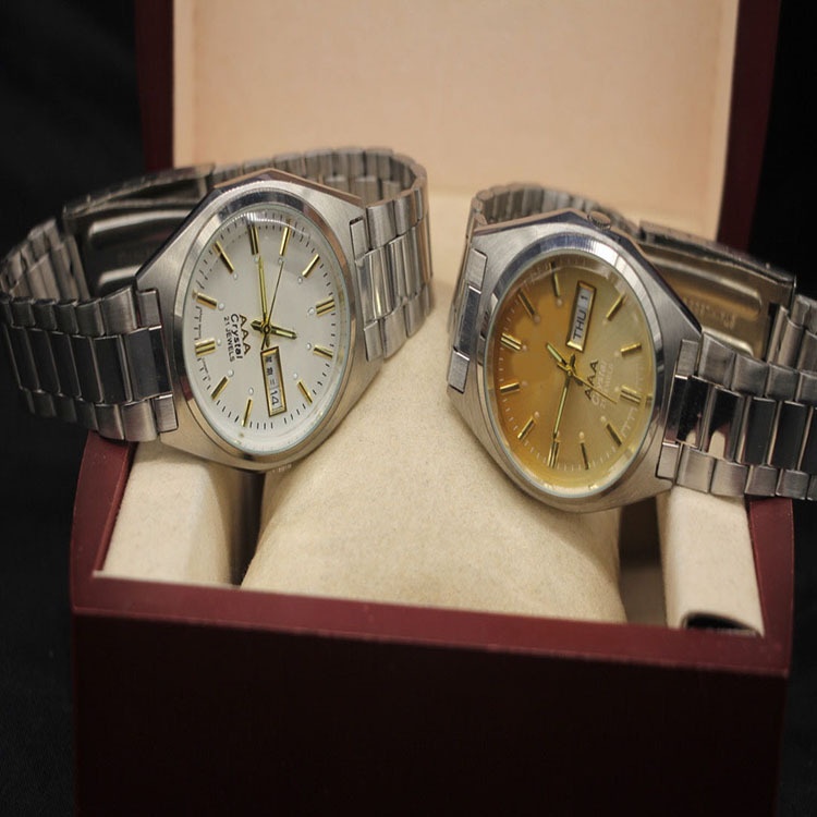 New Stainless Steel Quartz Double Calendar 2105/2005 Movement Strip Watch Fluorescent Hands