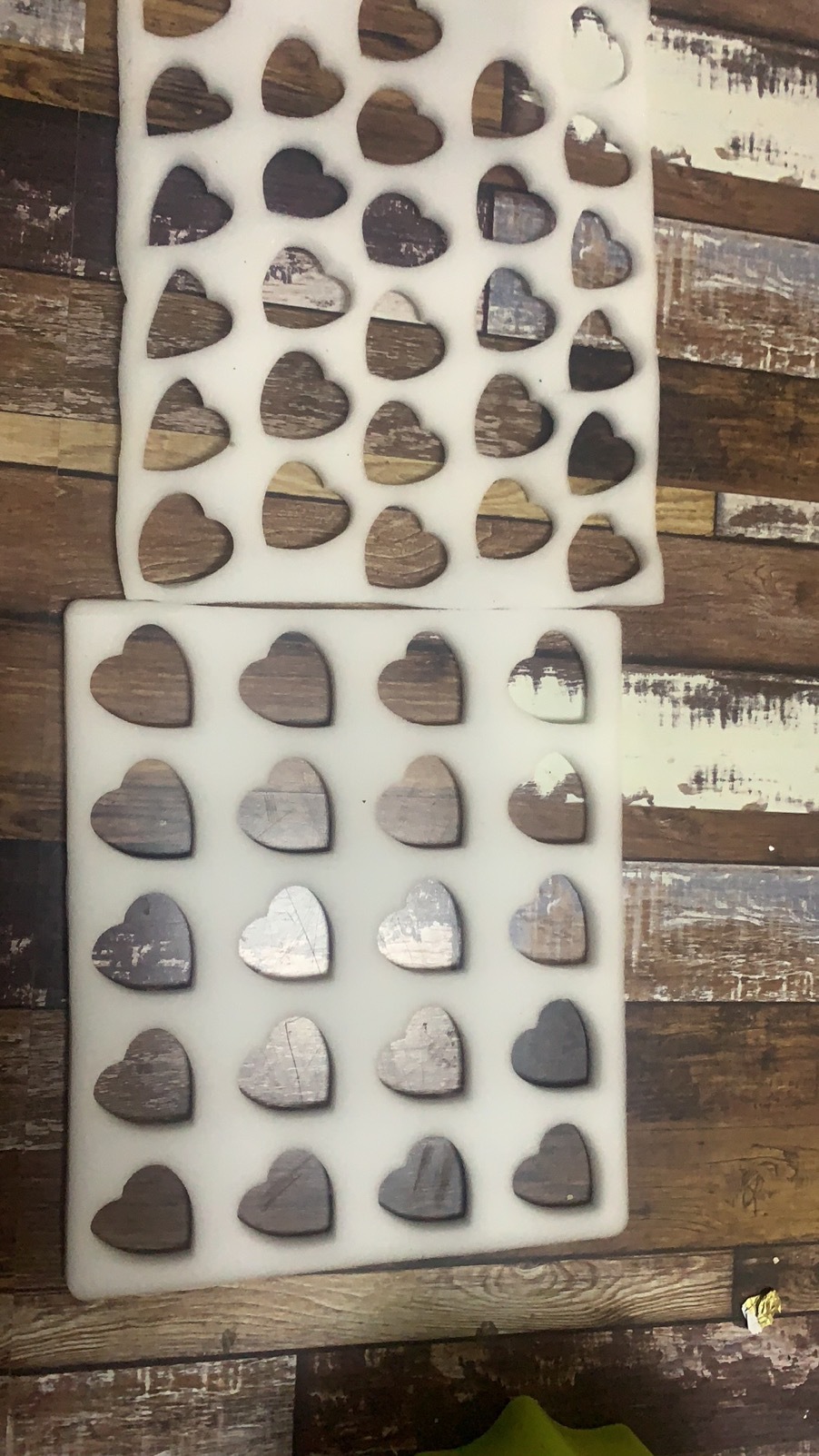 厂家直销白色心型海绵草莓包装/心型草莓包装海绵