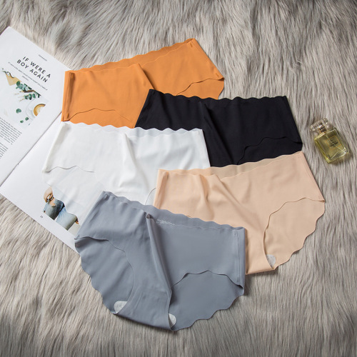 Ice silk seamless ultra-thin wavy girl's underwear solid color breathable large size low waist one-piece women's briefs