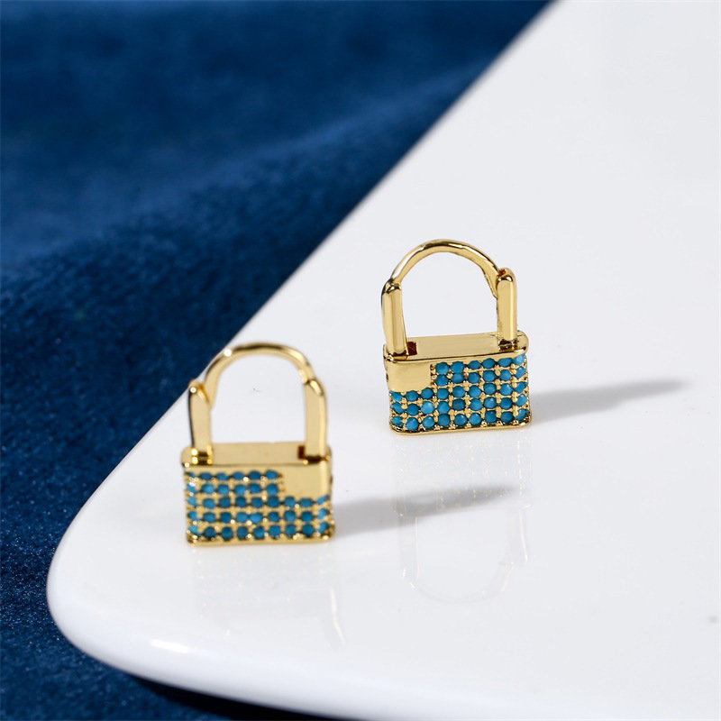 Boucles D&#39;oreilles Simples En Cuivre Et Zircon display picture 5