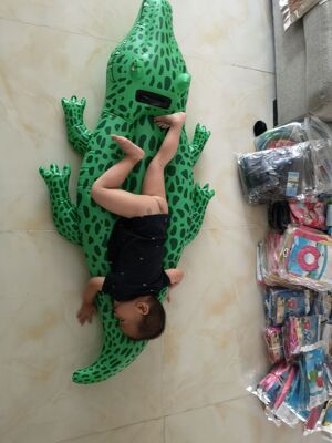 大鳄鱼浮排 加厚 充气游泳圈 可以当冲浪板用 儿童玩具鳄鱼|ms