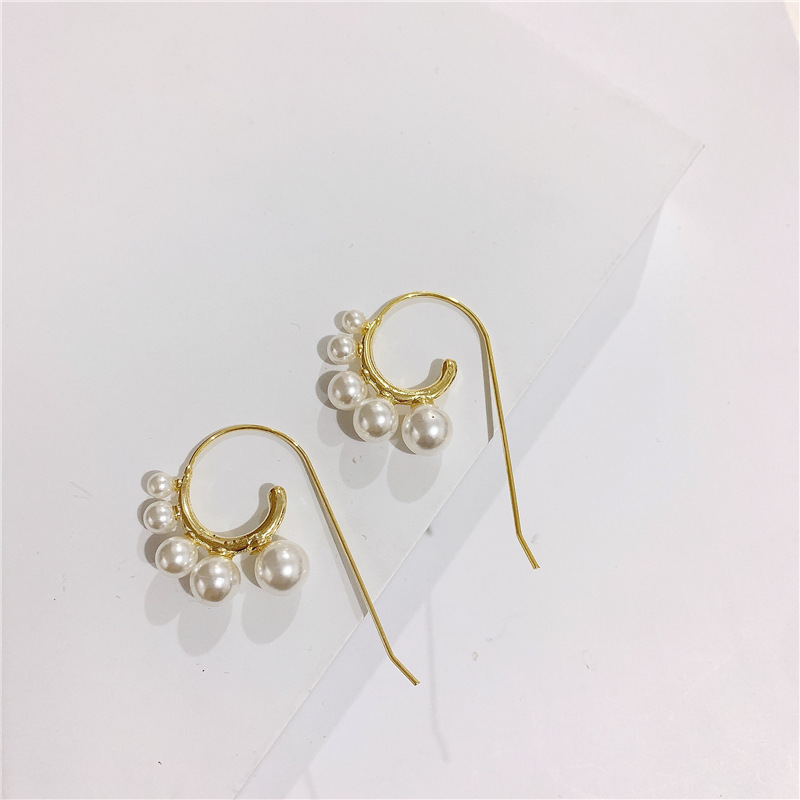 Coréenne Dongdaemun Gradient Grand Et Petit Perles Boucles D'oreilles Célèbre Modèle Même Style Ins Tempérament C En Forme De Courbe Stud Boucles D'oreilles Oreille Crochets display picture 9