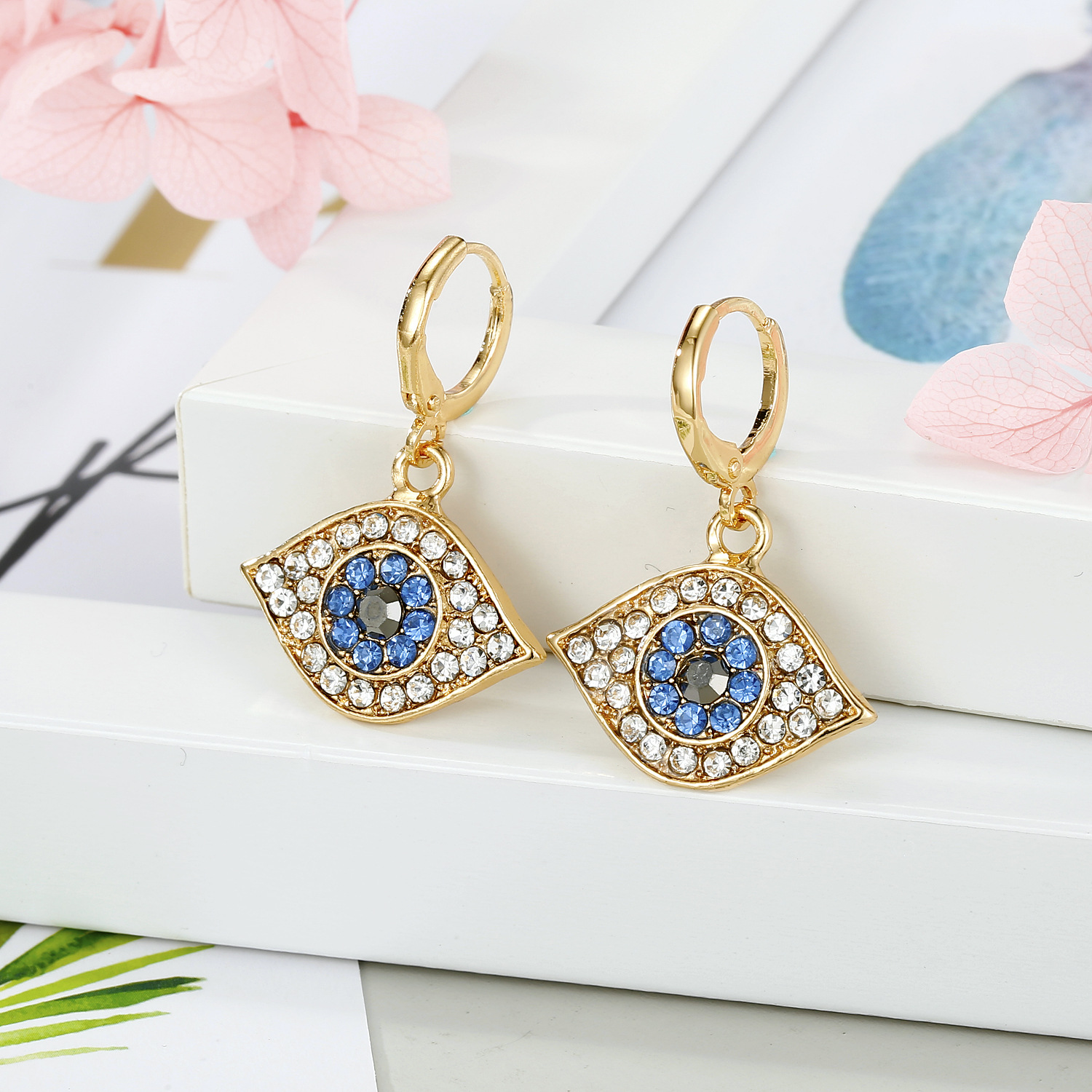 Fashion Jewelry Small Diamond Devil's Eye Earrings Turkish Earrings Alloy Earrings Earrings display picture 2