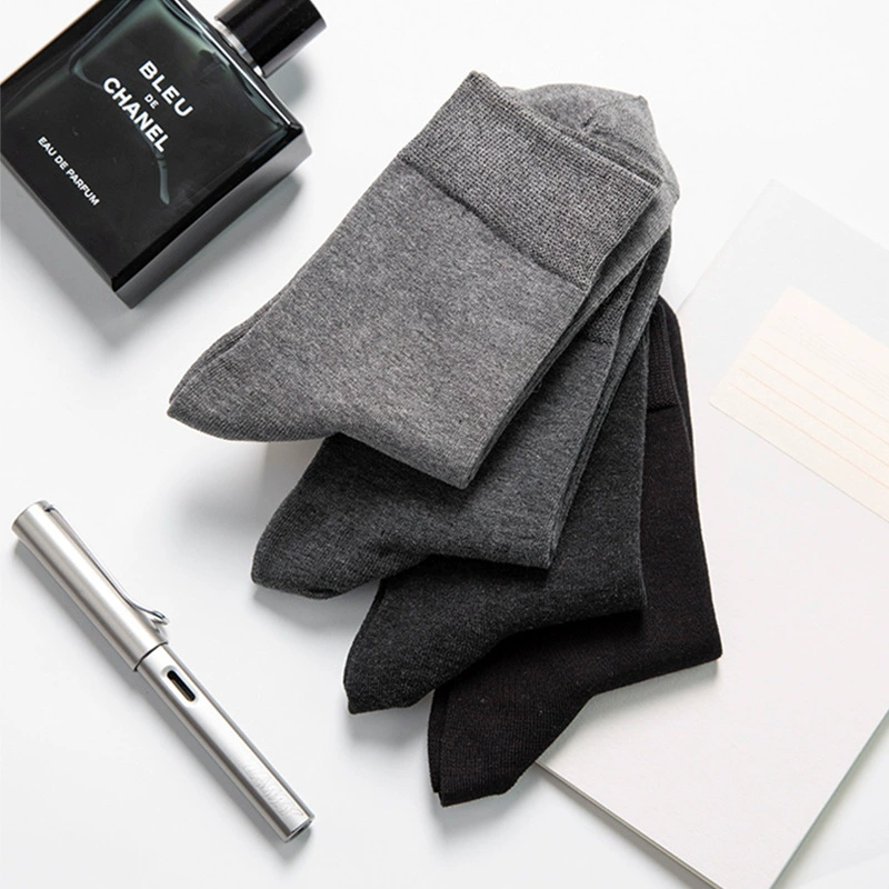 Demi-season black sports autumn socks, mid-length, absorbs sweat and smell, wholesale