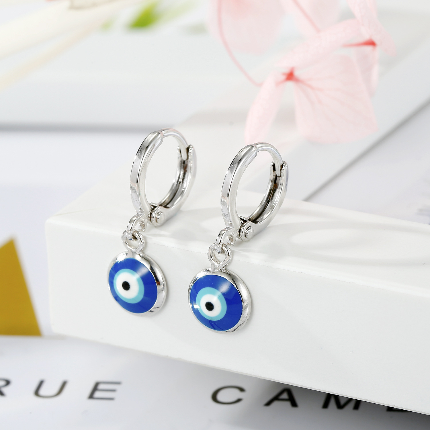 Croix-frontière Vendu Bijoux Démon Yeux Oreille Anneau Turc Bleu Yeux Oreille Clip Gouttes Pour Les Oreilles Délicat Émail Boucles D'oreilles Petite Oreille Goujons display picture 4