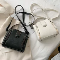 Retro shoulder bag, Korean style, adjustable strap, compact one‑shoulder
