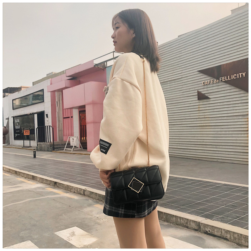 Fashion Stone Pattern Shoulder Messenger Small Square Bag display picture 3