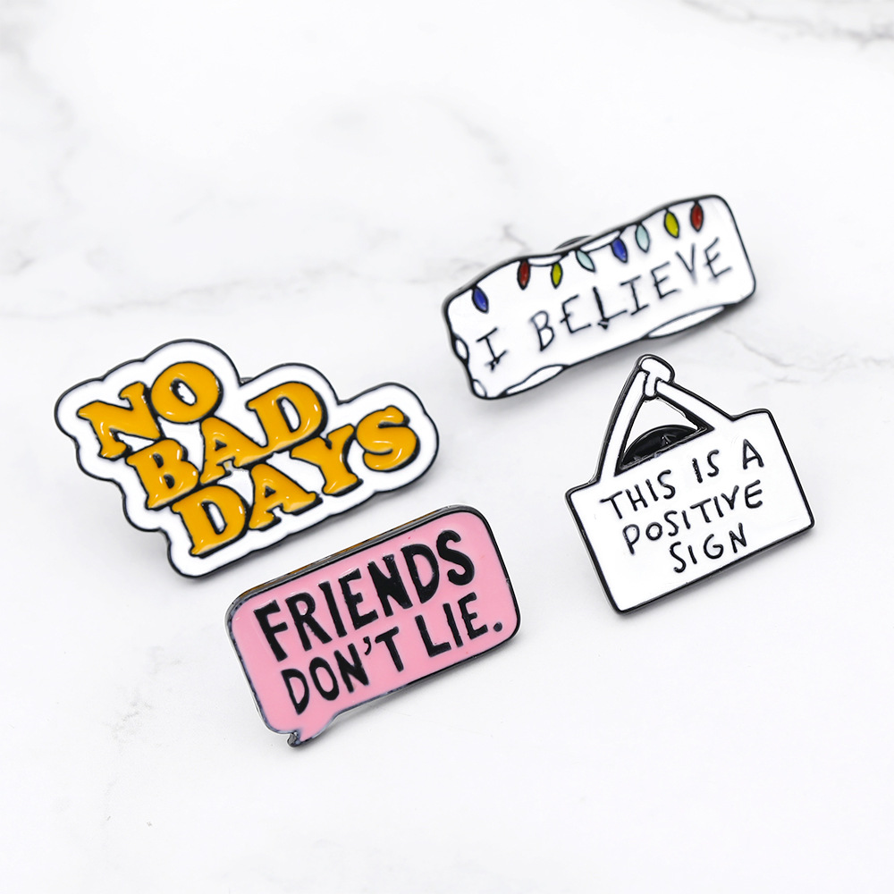 Daily Occasion Classic Style Pin Letter Alloy Plating Unisex Brooches
