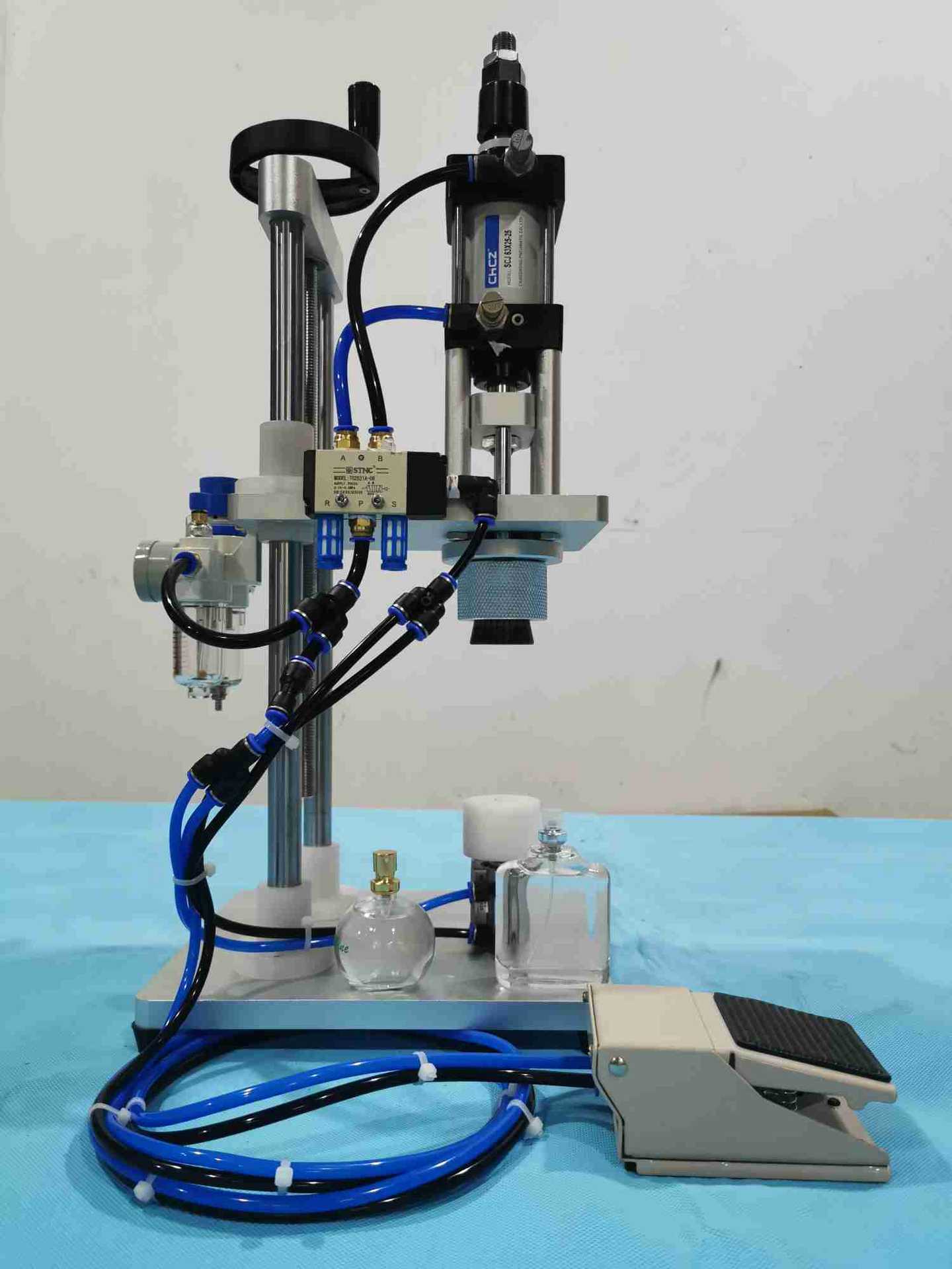 Sinparto GKP88 香水锁盖机香水扎口机香水封盖机厂家