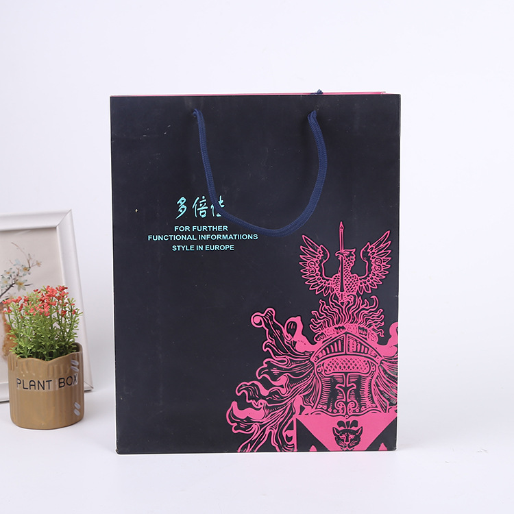 热销通用纸质服装包装袋手提纸袋白卡礼品袋牛皮纸收纳袋