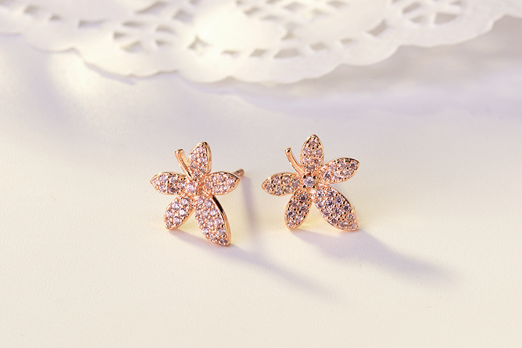 Fashion Leaf Copper Plating Zircon Ear Studs 1 Pair