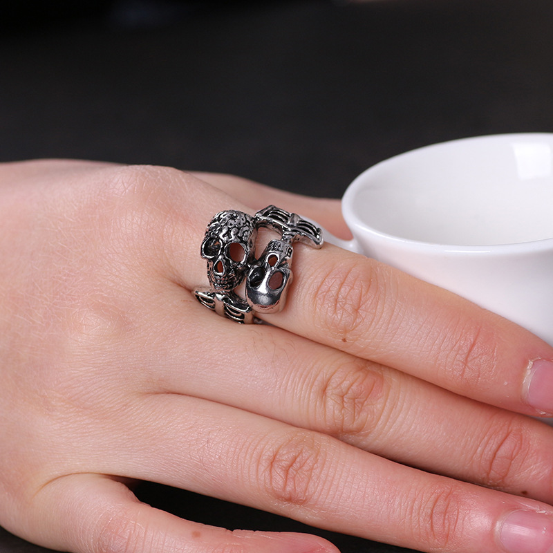 Vintage punk style men's and women's hollow skull ring opening adjustable ring ring ring jewelry jewelry jewelry wholesale