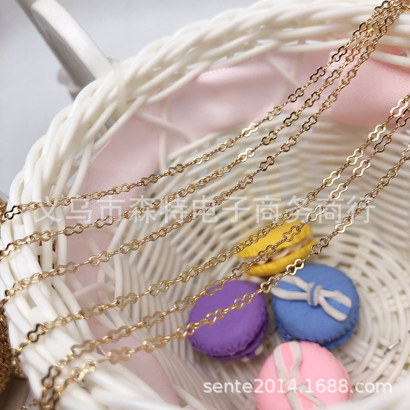 Copper fashionable necklace