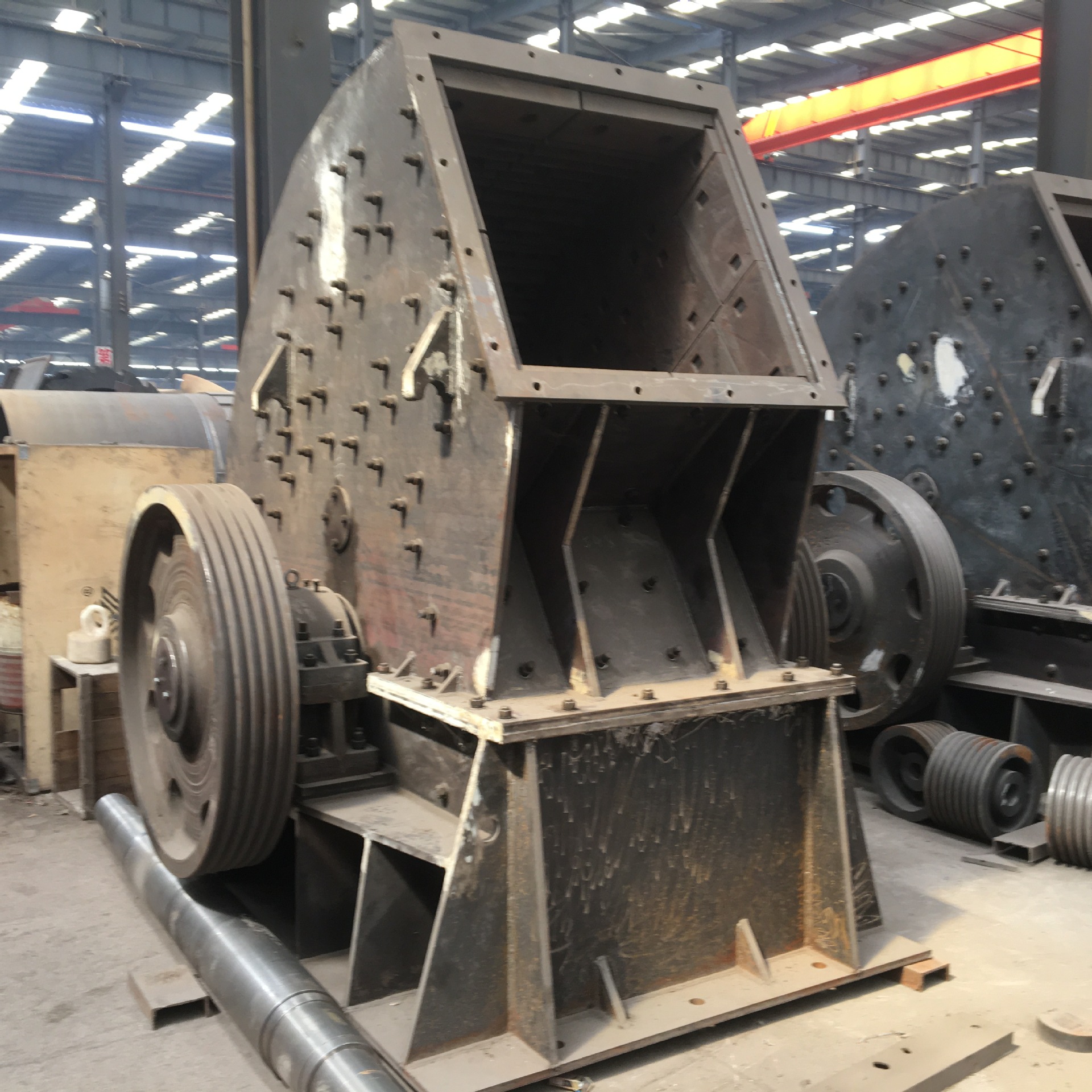 城市拆迁建筑垃破碎机 反击重锤式破碎机 移动建筑垃圾处理设备