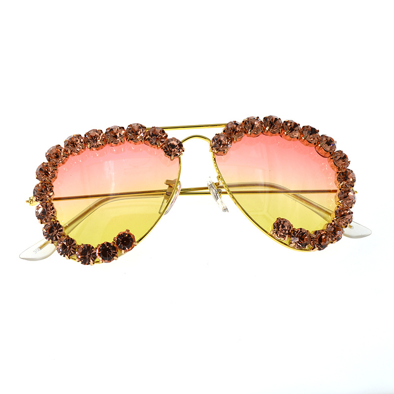 Mode Simple Nouvelle Main Diamant Personnalité Lunettes De Soleil De Haute Qualité Nihaojewelry Gros display picture 4