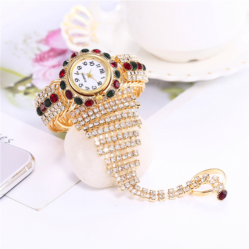 Factory Direct Supply New Khorasan Trendy Women's Full Diamond Claw Chain Ring Set Watch Fashion Women's Bracelet