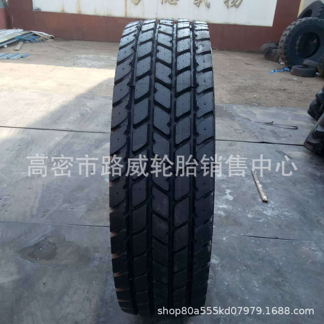 385/95R25 吊车轮胎 05 07 花纹 现货销售