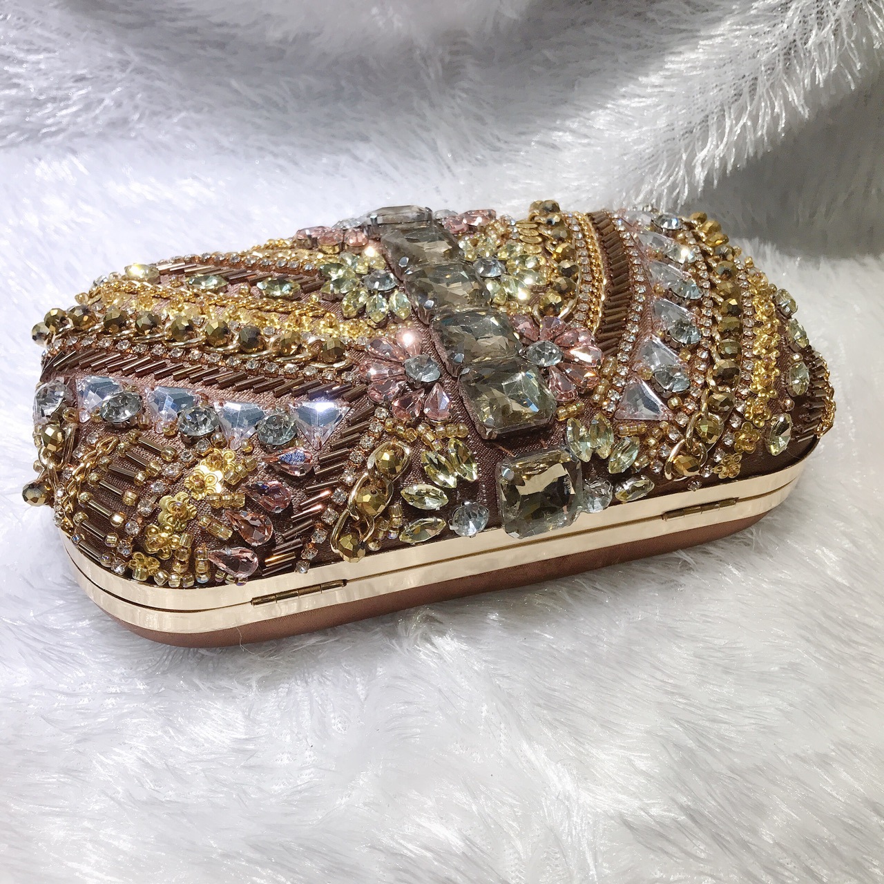 Túi clutch nữ thêu cườm đính đá cầm tay dự tiệc — Vàng cà phê