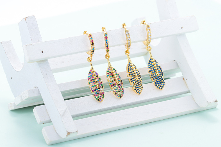 Housewarming, Anniversary, Business, Wedding, Travel, Birthday, Festival Occasion Copper Material Fashion Colorful Zircon Big Maple Leaf Long Earrings