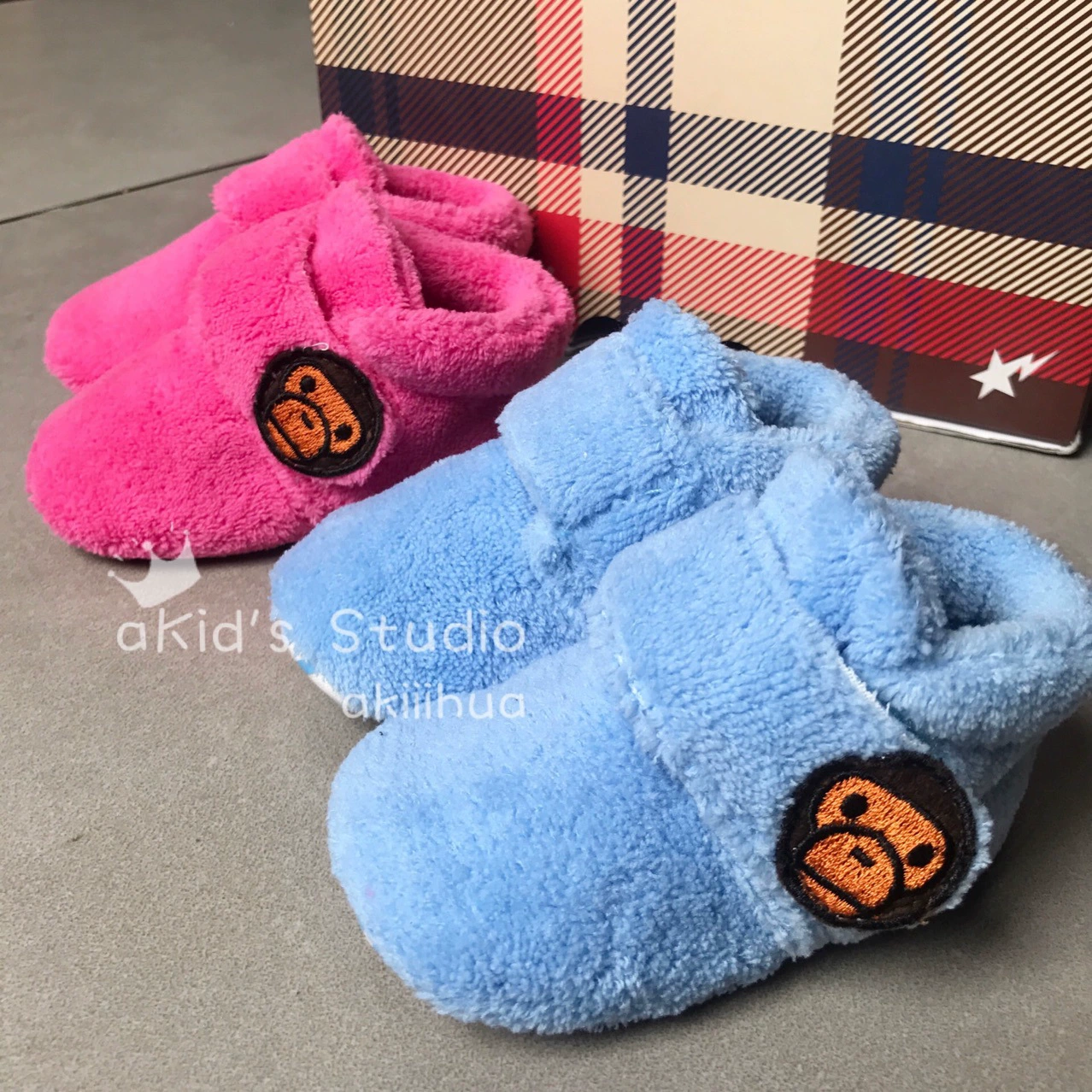 Японская Одиночная детская обувь для внешней торговли, зимняя детская теплая обувь Bape, домашние Нескользящие тапочки на липучке, домашняя обувь на мягкой подошве