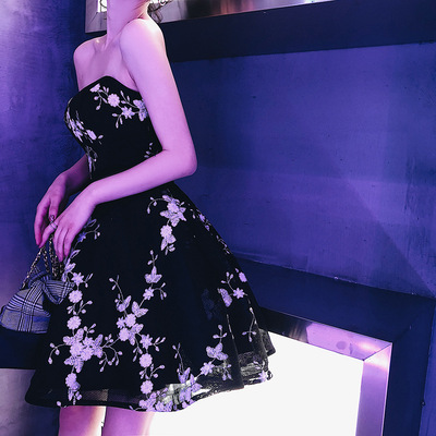 undergarment covering the chest and abdomen Tuxedo 2020 new pattern black Embroidery Show thin banquet birthday party perform Dress have cash less than that is registered in the accounts