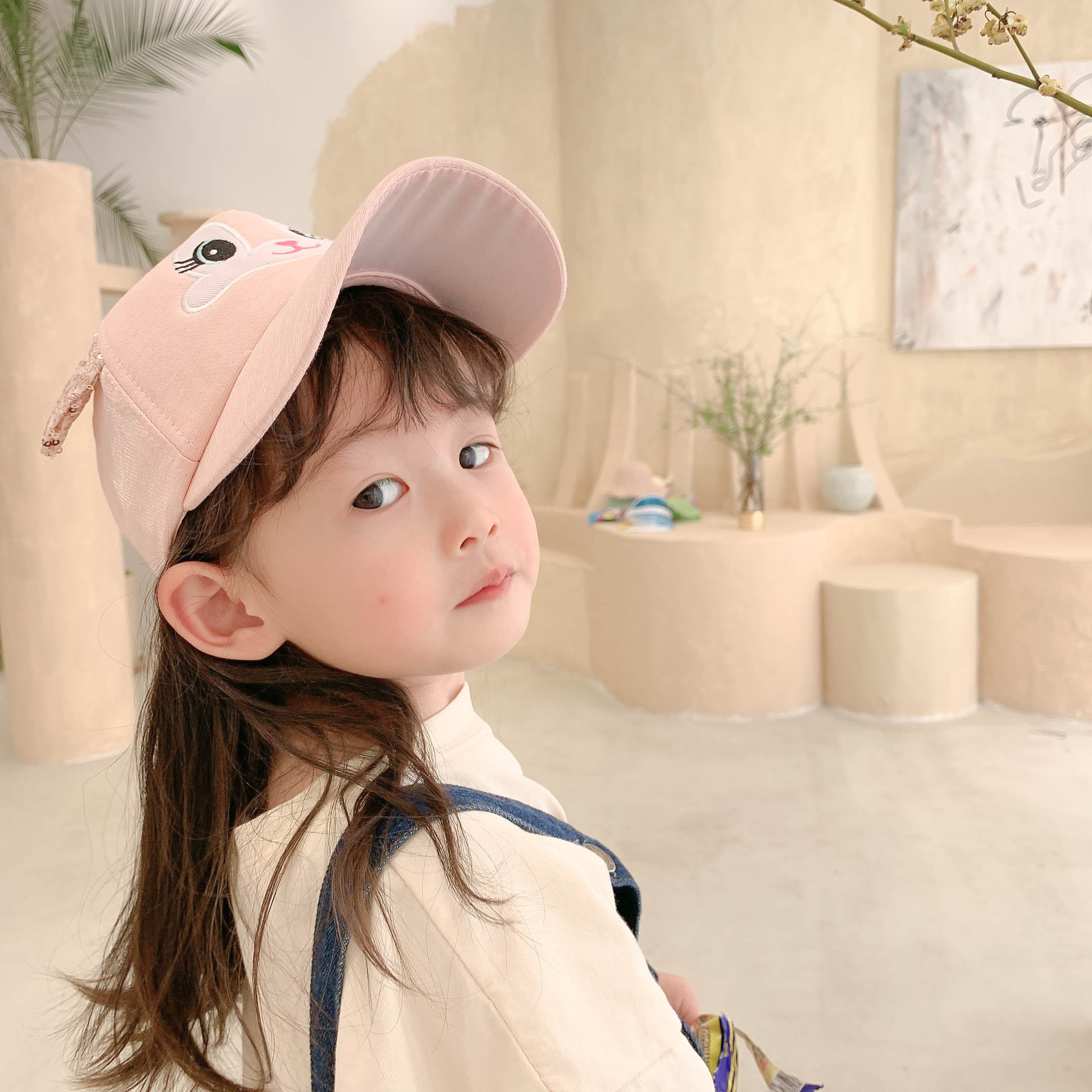 2021 Soleil Protection Bébé Mignon Lettres Casquette À Visière Printemps Et D'été Nouveau Net Trou Enfants De Chapeau Casquette De Baseball Soleil Chapeau display picture 3