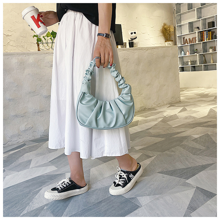 Women's Small All Seasons Pu Leather Solid Color Fashion Dumpling Shape Magnetic Buckle Underarm Bag display picture 64