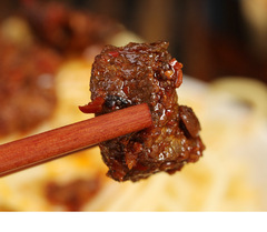 Gan Village Beef Sauce, Small Fish Sauce, Appetizer, Farmhouse Flavor, Side Dish for Noodles, Rice, Sandwiches, Porridge, Chili Sauce