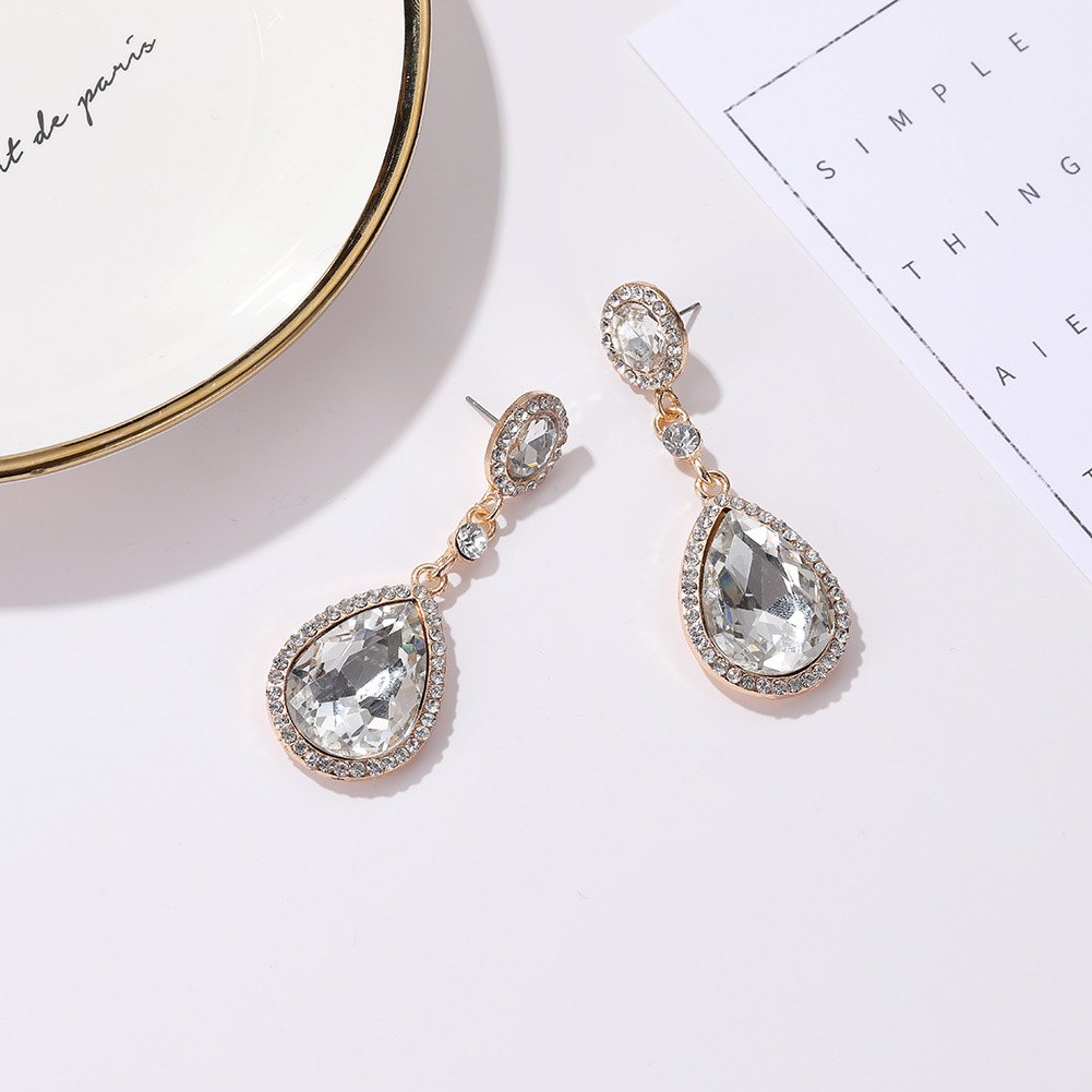 New Fashion Crystal Glass Diamond Long Drop Earrings For Women display picture 4