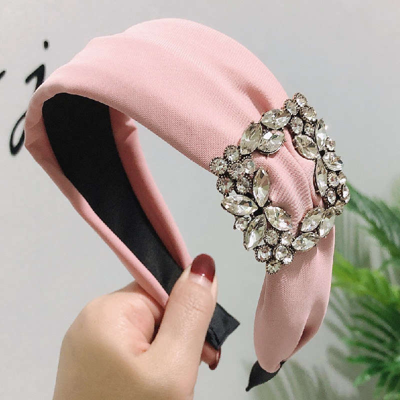 Korean Fashion Fabric Jewelry Wide Edge Hoop White Collar Women's Hair Band display picture 5