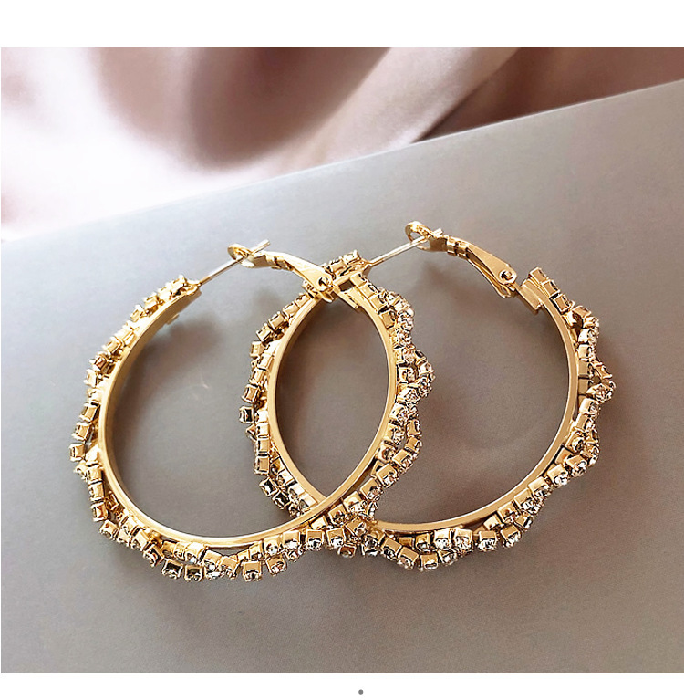 New Fashion Circle Metal Earrings Wholesale Nihaojewelry display picture 5