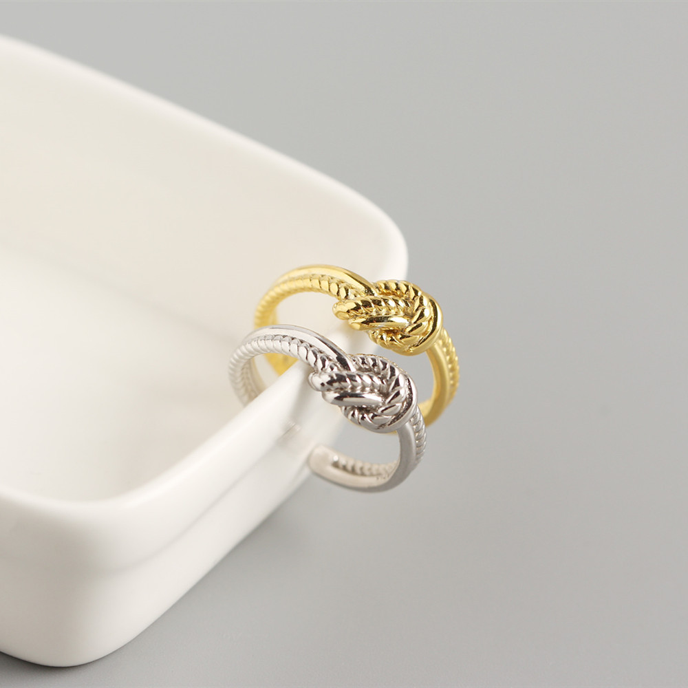 Korean S925 sterling silver winding knotted ring design sense ring silver