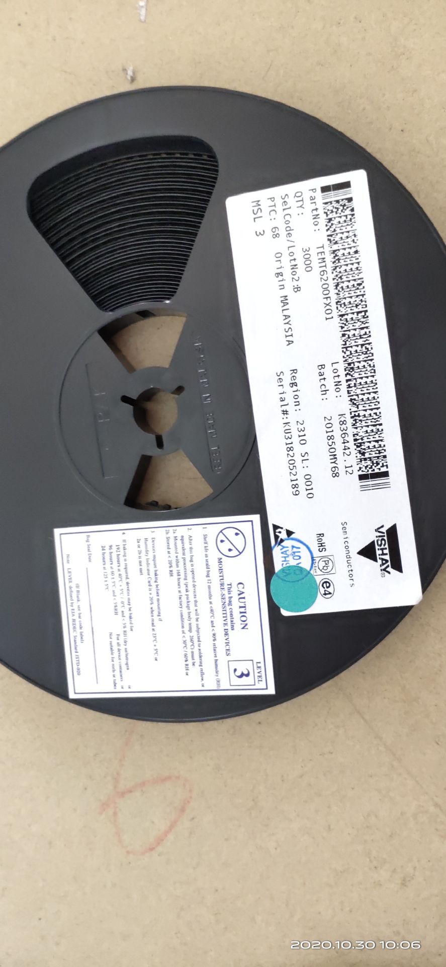 全新Vishay  原装现货 TEMT6200FX01 光电晶体管可见光检测频谱 2