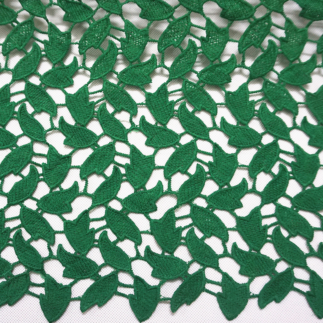 蕾丝绣花面料 牛奶丝水溶满幅花边 立体花朵diy婚纱礼服辅料