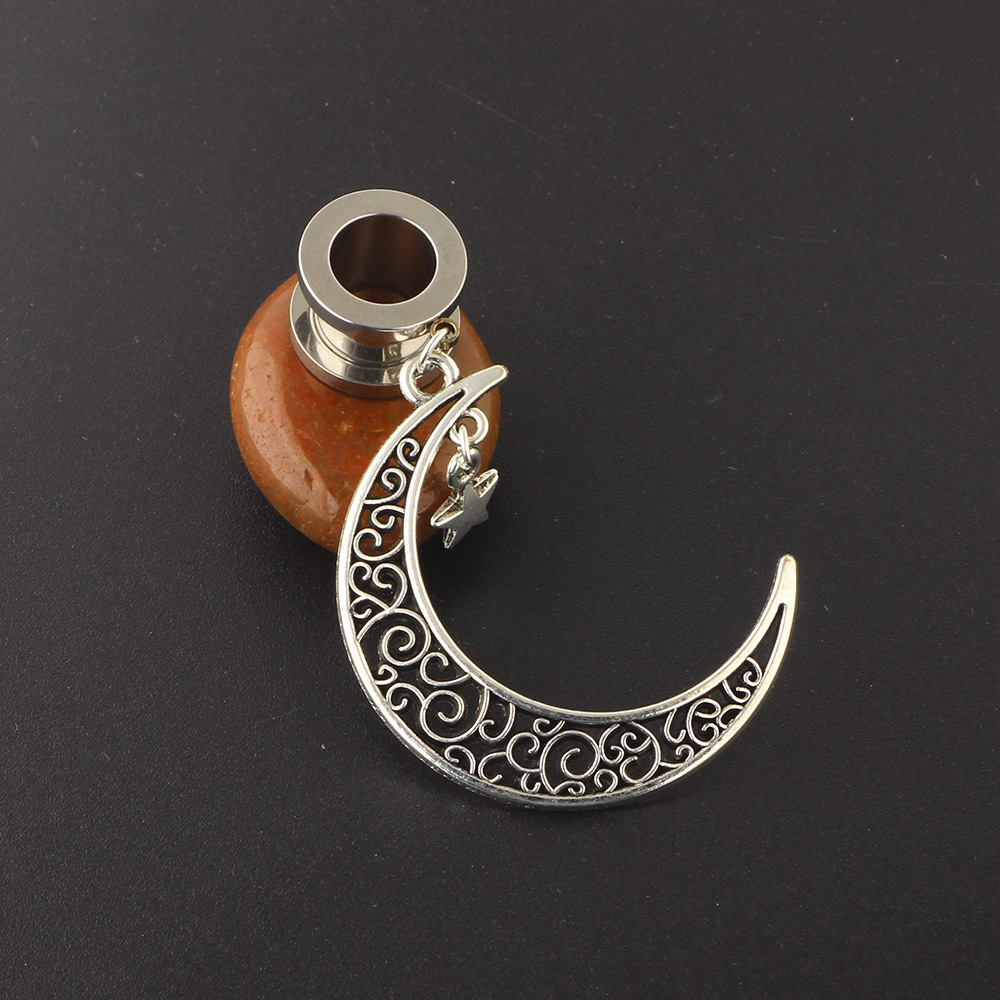 Labret piercing jewelry detail image