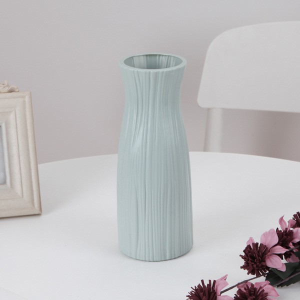 Vase of the living room flower arrangement